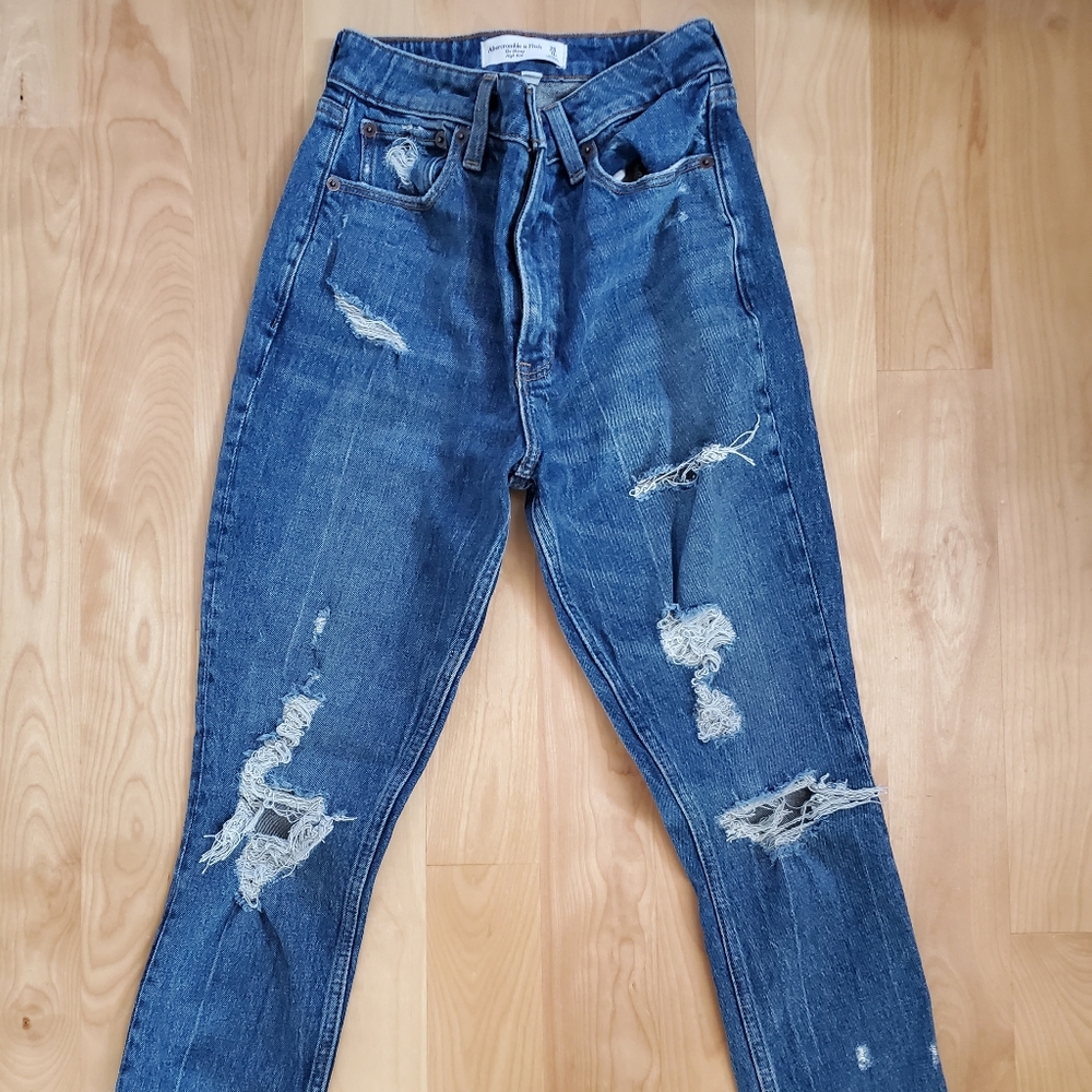 NWOT. Curve Love Skinny High Rise Jean.